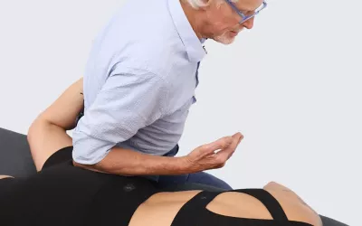 Massage therapist Erik Dalton demonstrates piriformis and SIJ release.